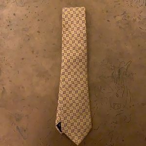 Yellow pattern tie executive collection tie